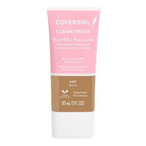 COVERGIRL Clean Fresh Skin Milk Foundation NWT